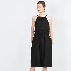 ZARA Chic Black Poplin Black Open Back and Sides Dress